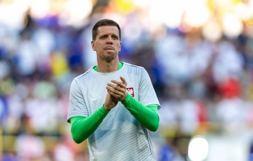 7 ngôi sao đá tái xuất sau khi giải nghệ: Người mới Szczesny, có cả 'Thánh Johan' 533788